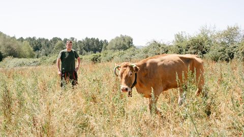 La mayora de las explotaciones afectadas est en Ourense (en la foto, una en Xunqueira de Espadanedo).