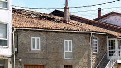 Da�os en la cubierta de la vivienda de Chantada en la que se origin� el incendio