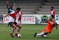 Nando jug� en la banda derecha pero eso no le rest� protagonismo ante la meta rival.