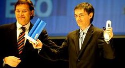 Jos� Ram�n Lete entreg� el galard�n a Fernando Hidalgo.