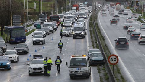 Accidente de tr�fico en Alfonso Molina.