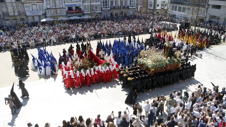 La guía de las procesiones de la Semana Santa de Ferrol