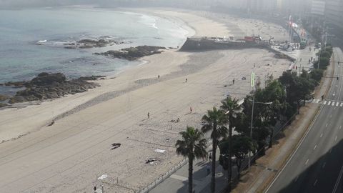 SAN JUAN EN A CORU�A: PLAYA DE RIAZOR A LAS DIEZ DE LA MA�ANA