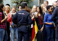 Las fans de los jugadores alemanes en la puerta del hotel. 