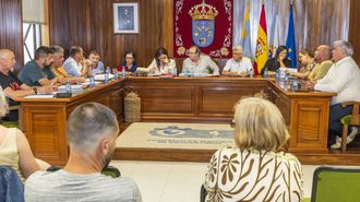 Imagen�de archivo de un pleno�celebrado en Malpica.