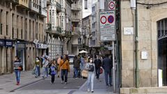 Calle con plataforma �nica en Pontevedra, con la velocidad limitada a 10 kil�metros por hora