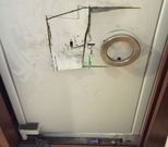 Los ladrones intentaron abrir la caja fuerte, pero no lo lograron. 