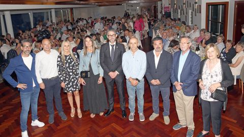 CENA BENEFICA ASOCIACION CONTRA EL CANCER DE PORTO DO SON EN EL CLUB NAUTICO DE PORTOSIN