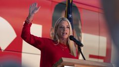 La ex fiscal general de Florida y nominada a liderar la Justicia estadounidense, Pam Bondi. 