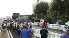 La marcha rematar� delante de la f�brica en Louriz�n