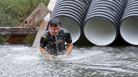 Pruebas de la Gladiator Race en la isla de las esculturas de Pontevedra