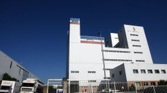 La f�brica de Harinas Reyes, en el pol�gono pontevedr�s de O Campi�o. 