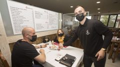 Los hosteleros esperan que se flexibilice el n�mero de comensales por mesa, en la imagen la Braser�a de Carballo