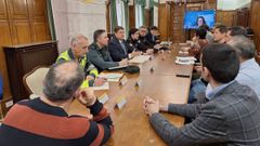 Reuni�n del subdelegado del Gobierno Julio Abalde con representantes de las �reas de Barbanza, Costa da Morte y Santiago para planificar aspectos relativos al eclipse de sol