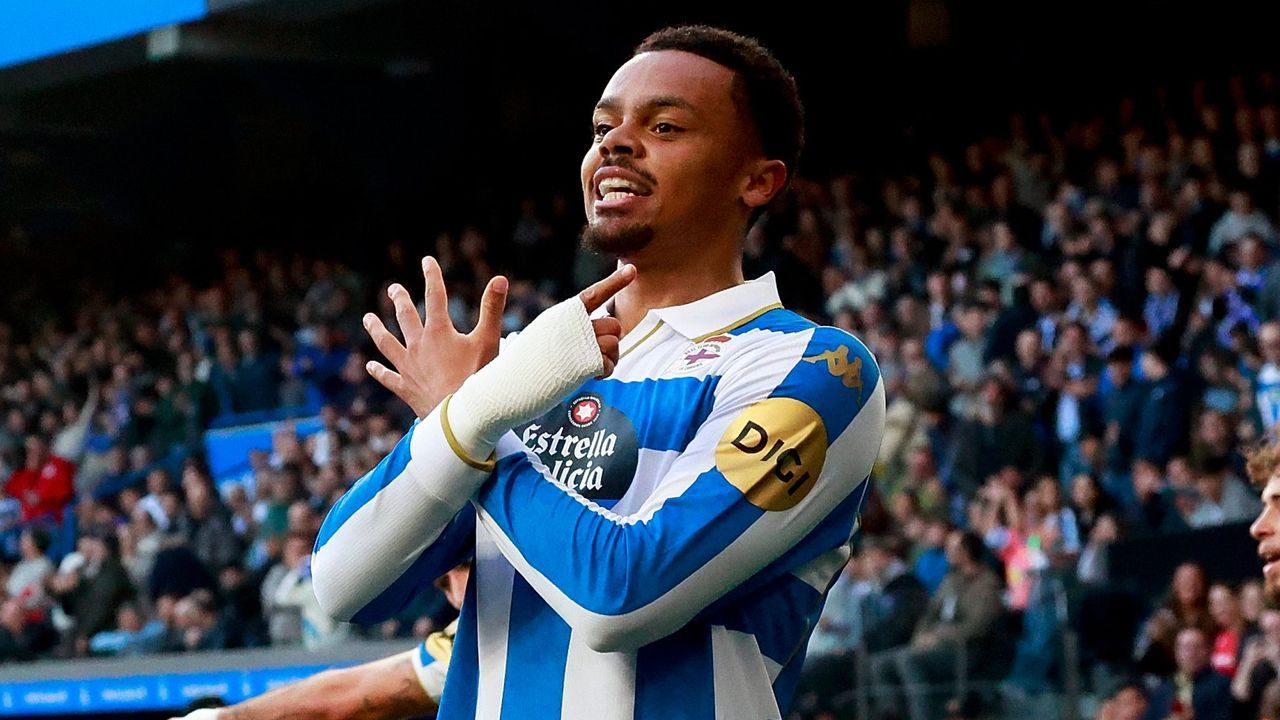 Vota y opina: ¿Con qué centrales debería jugar el Dépor en Burgos?