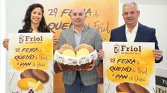 O alcalde de Friol, Jos� �ngel Santos, anuncia a Feira do Queixo de Friol.