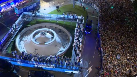 Programa especial desde Cuatro Caminos de la fiesta del D�por por el ascenso a Primera Divisi�n