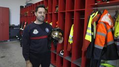 Jonathan Dom�nguez, trabajador del servicio de emergencias municipal de O Carballi�o
