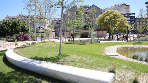 El nuevo espacio de O Ramal marca la transici�n entre el parque Miguel Hern�ndez  y la playa de A Concha