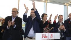 Caballero, proclamado candidato oficial y arropado por los suyos