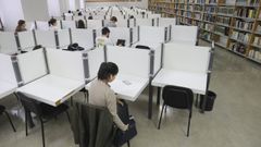 Estudiantes en la Facultad de Medicina de Santiago