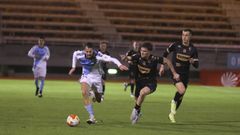 Acci�n del partido de la primera vuelta, con victoria 1-0 para el Compostela sobre el Arousa.