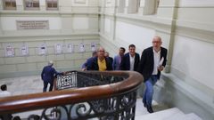 El director del IES Valle Incl�n, con el conselleiro de Educaci�n y el jefe territorial, el pasado 31 de agosto durante una visita al centro