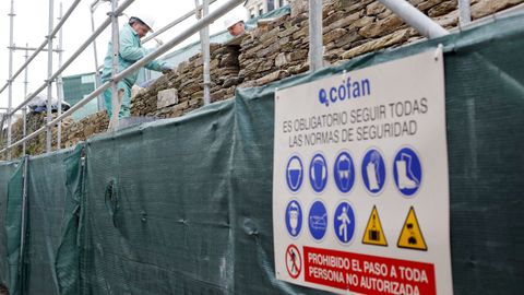 Los trabajos en el tramo de muro interior ca�do en febrero est�n casi terminados