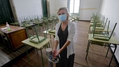 La directora del Eusebio da Guarda, Isabel Ruso, en un aula