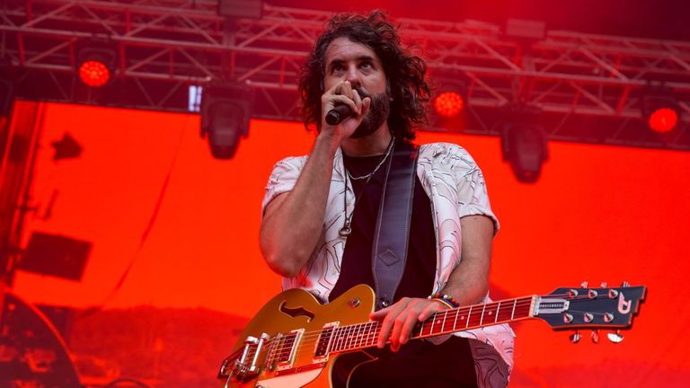 Actuaci�n de Mikel Izal 