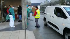 Llegada de las vacunas a la residencia de A Pobra