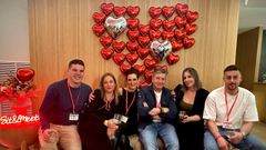 La noche dedicada a los solteros que organiz� el Makkan Club de Oleiros con motivo del san Valent�n super� todas las previsiones