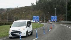La circulaci�n en la A-6 cerca del t�nel de Neira, en Baralla, se hace en doble direcci�n, usando la calzada en sentido Madrid