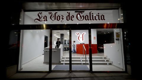Entrada a la nueva sede del Grupo Voz en el mismo n�mero de Concepci�n Arenal donde tuvo su sede entre 1958 y 1999