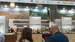 Un puesto con los vinos de la DO Valdeorras
