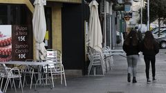 Si no surgen imprevistos, a partir de este viernes Viveiro volver� a la fase 2, con lo cual se librar� del cierre perimetral y podr�n abrir los locales hosteleros, como este de Covas