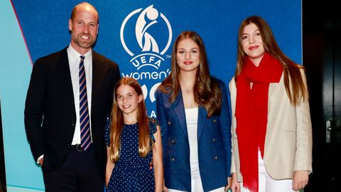 La princesa Leonor y la Infanta Sofa, con el prncipe Guillermo de Inglaterra y la princesa Charlotte