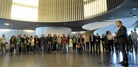 Cu��a se dirigi� a los funcionarios, destacando su nivel de competencia y se�alando que el nuevo gobierno llega para construir. 