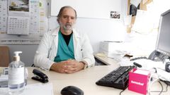 Ant�n Penas lleva la Unidad de Tabaquismo y la de Tuberculosis del HULA