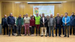 Xavier Monterde, cuarto por la derecha en la primera fila, es el nuevo responsable local del BNG