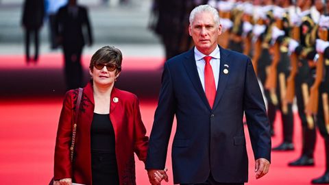 El presidente cubano Maguel D�az-Canel y su mujer, Lis Cuesta Peraza
