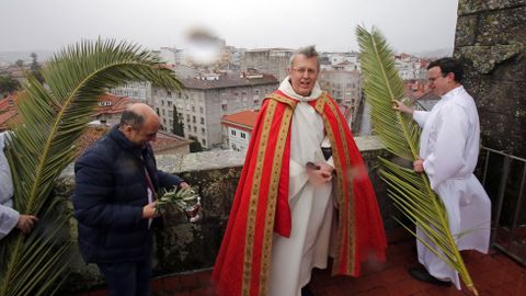 Bendicin de ramos desde el campanario de la baslica de Santa Mara