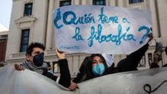 Protesta por la eliminaci�n de la asignatura optativa de Filosof�a en 4.� de ESO con la Lomloe