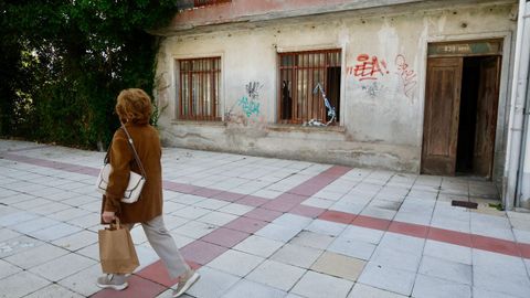 Casa okupada y con basura en el 630 de la carretera de Castilla