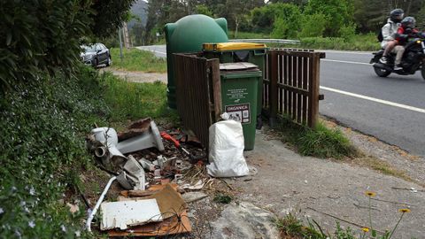 VERTEDEROS  INCONTROLADOS EN LA COMARCA DEL BARBANZA