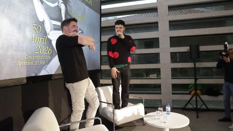 Encuentro entre Rodrigo Cuevas y Nuno Pico en la Fundaci�n Luis Seoane de A Coru�a