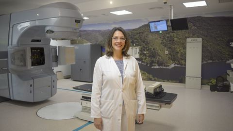 La doctora Folgar, radiooncloga en el HULA.