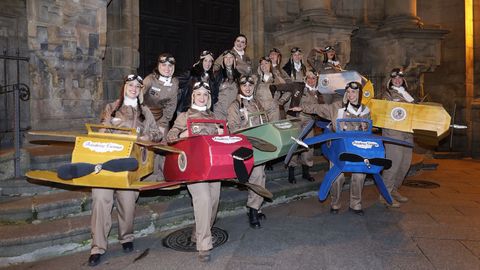 Comadres aviadoras motorizadas fueron uno de los grupos m�s j�venes en la capital