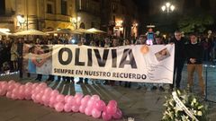 Concentracin en la plaza Mayor de Segovia en repulsa al asesinato de Olivia