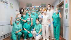 Una octogenaria�sale de la uci de Povisa